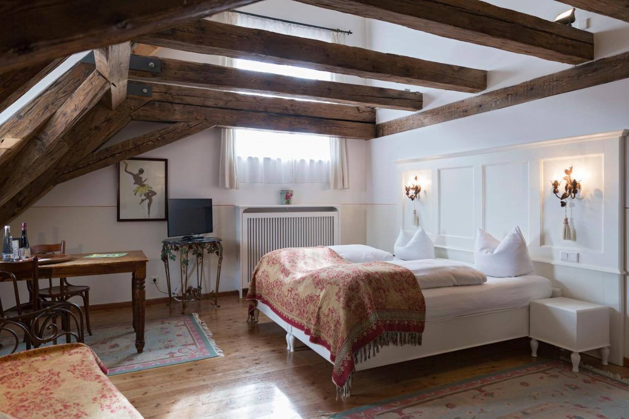 Hotel Orphee - Grosses Haus ريغنسبورغ المظهر الخارجي الصورة