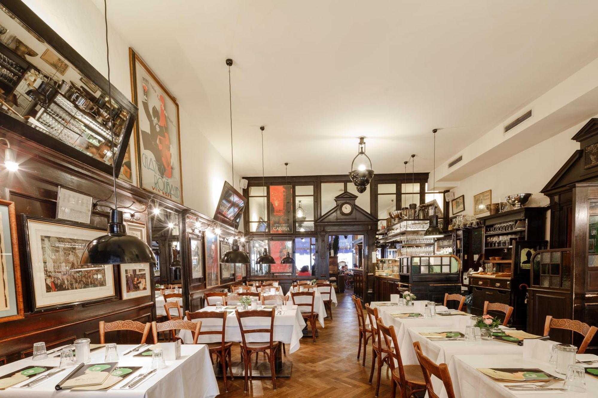 Hotel Orphee - Grosses Haus ريغنسبورغ المظهر الخارجي الصورة