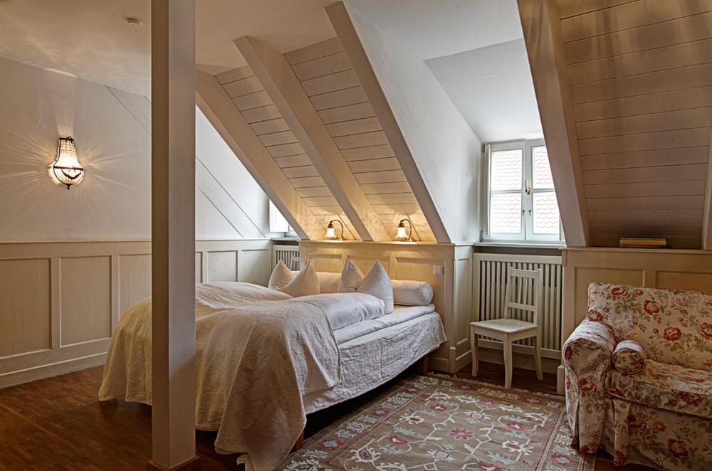 Hotel Orphee - Grosses Haus ريغنسبورغ المظهر الخارجي الصورة
